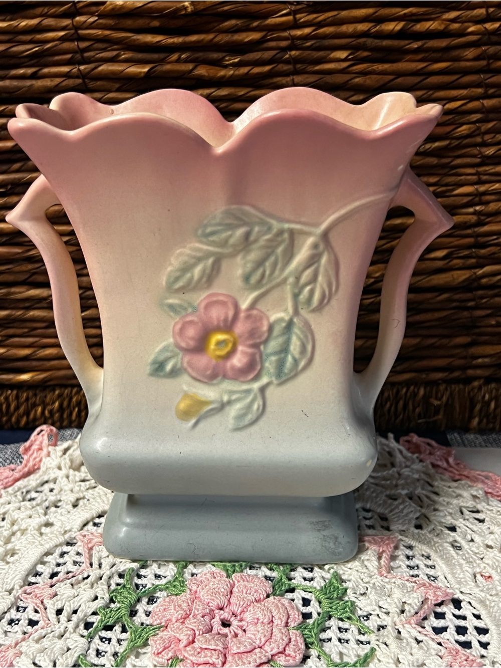 Vintage Hull Art Pottery Dogwood Vase Blue and Pink - Picture 3 of 9